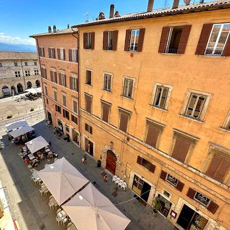Royal Domus Perugia - Via Mazzini Apartment Bagian luar foto