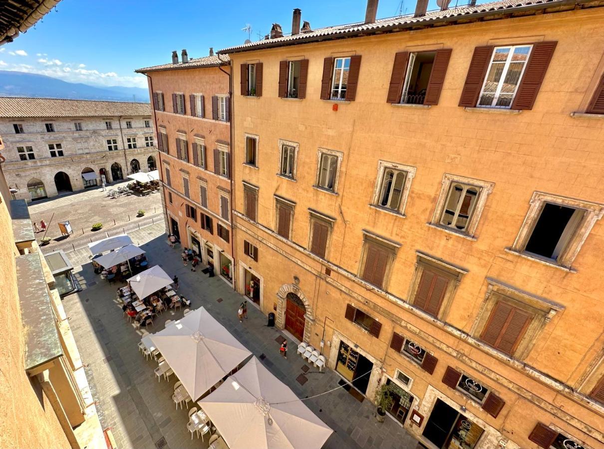 Royal Domus Perugia - Via Mazzini Apartment Bagian luar foto
