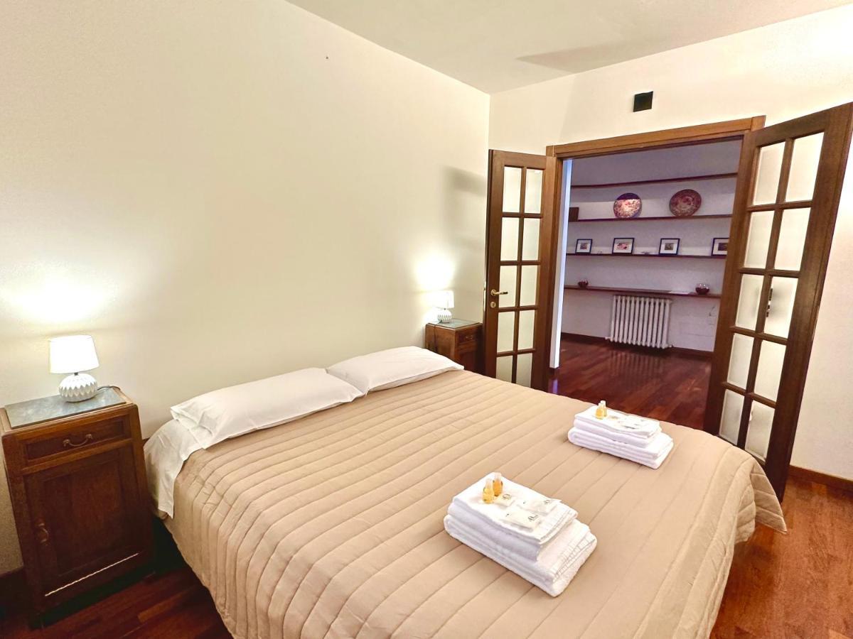 Royal Domus Perugia - Via Mazzini Apartment Bagian luar foto